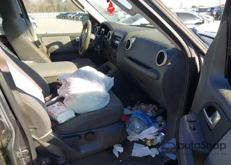 2003 Ford Expedition Xlt из США, поврежденный, VIN 1FMRU15W13LB90162